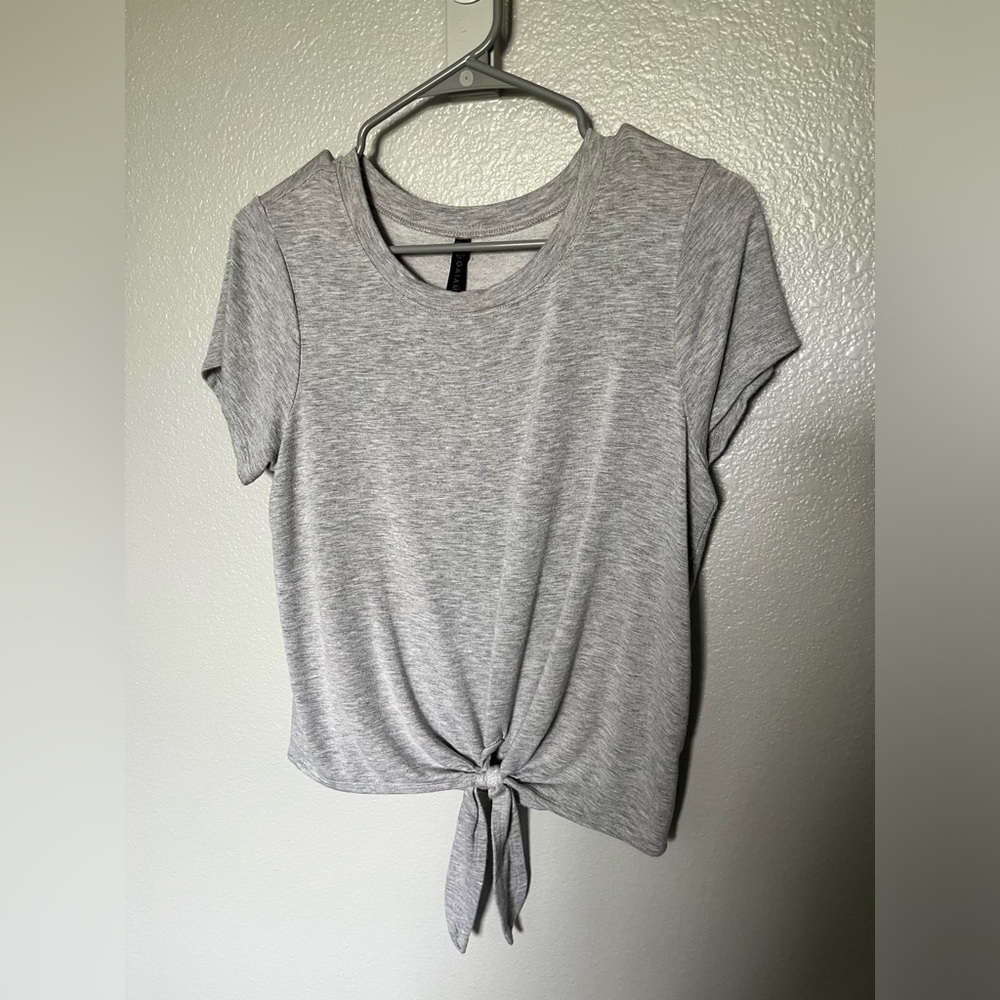 Gaiam Cropped Gray Tie-Front Women's Top